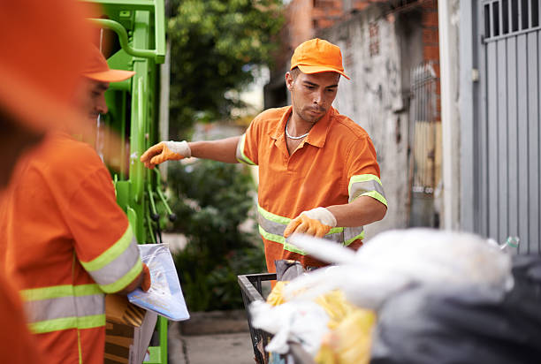 Best Junk Hauling Services  in Mahtomedi, MN